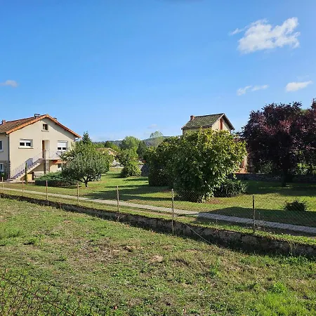 Apartamento La Bourzede F3 Langeac Exterior foto